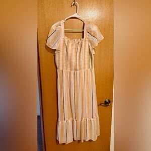 LC Lauren Conrad Casual Dress in Cream and Orange